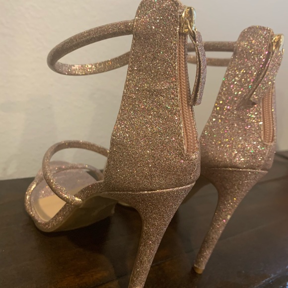 Bebe👠 - Picture 4 of 11